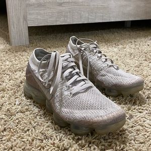 NIKE AIR MAX VAPORMAX